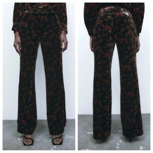 NWT Zara The Charlotte Wide Leg Flare Floral Velvet Trouser | MEDIUM